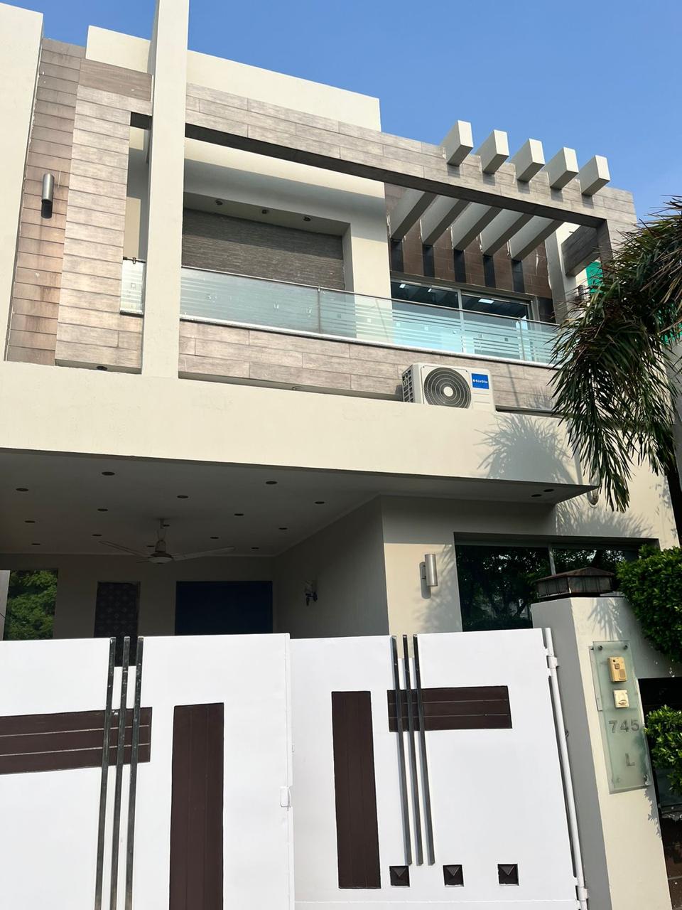 8 Marla House For Sale